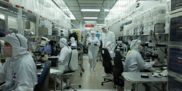 מפעל חברת SCD. צילום: דוברות משרד הבטחון.