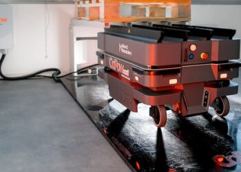 מערכת הטעינה אלחוטית Genesis של CaPow. צילום: אדווה שלהבת ברזילי