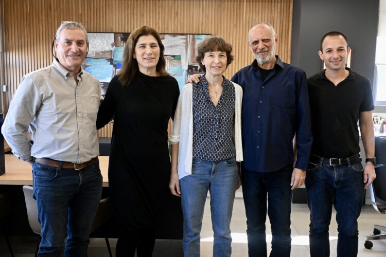 פרופ' שחר קוטינסקי, דב מורן, פרופ' עדית קידר פרופ' ליהי צלניק-מנור ופרופ' יובל גרעיני. צילום:רמי שלוש, דוברות הטכניון