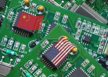 סין דורשת מהיצרנים המקומיים להשתמש לפחות ב-50% בשבבים סיניים. אילוסטרציה: depositphotos.com