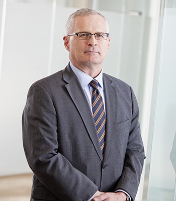 ג'ון נויפר. צילום יחצ, SIA