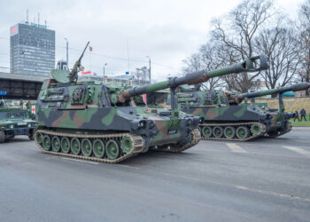 טנקי Leopard 2A8 במצעד צבאי בליטא. אילוסטרציה: depositphotos.com