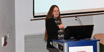 יוספה בן כהן, YO! EGG במפגש הסיליקון קלאב, 29 בדצמבר 2025. צילום: שמואל אוסטר