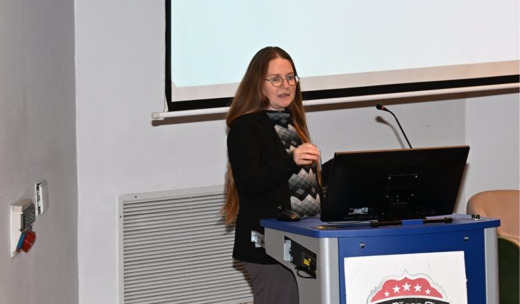 יוספה בן כהן, YO! EGG במפגש הסיליקון קלאב, 29 בדצמבר 2025. צילום: שמואל אוסטר