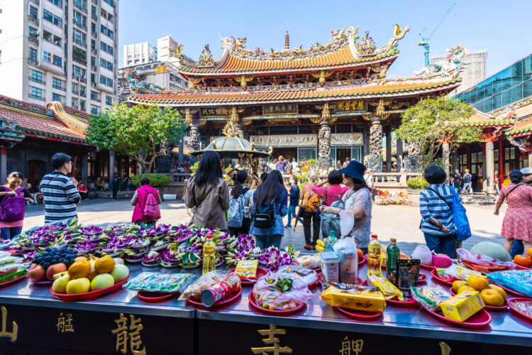 מקדש לונגשאן בטאייפה. שוויון מגדרי