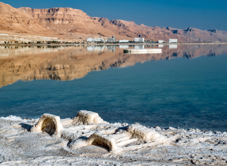 איזור המלונות במה שהפך לבריכה פרטית של ICL משם היא מפיקה את הברום. אילוסטרציה: depositphotos.com