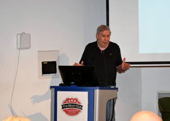 ראש המוסד לשעבר תמיר פרדו במפגש פורום הסיליקון קלאב, אוקטובר 2026. צילום: שמואל אוסטר